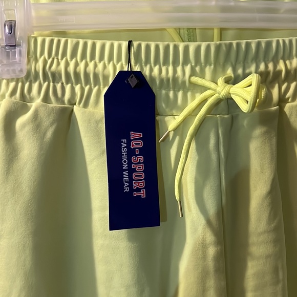 Two piece short set with a hood! - Picture 2 of 5